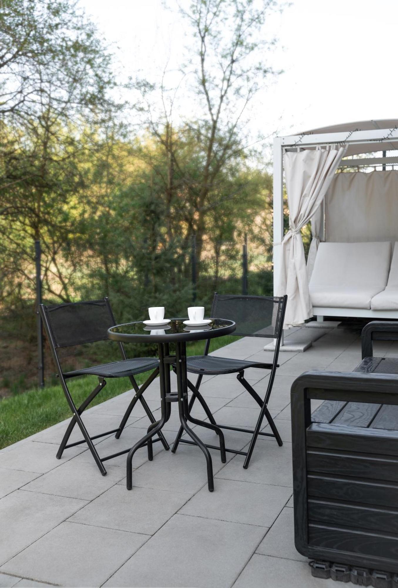 Leilighet Comfortable Flat With Garden *